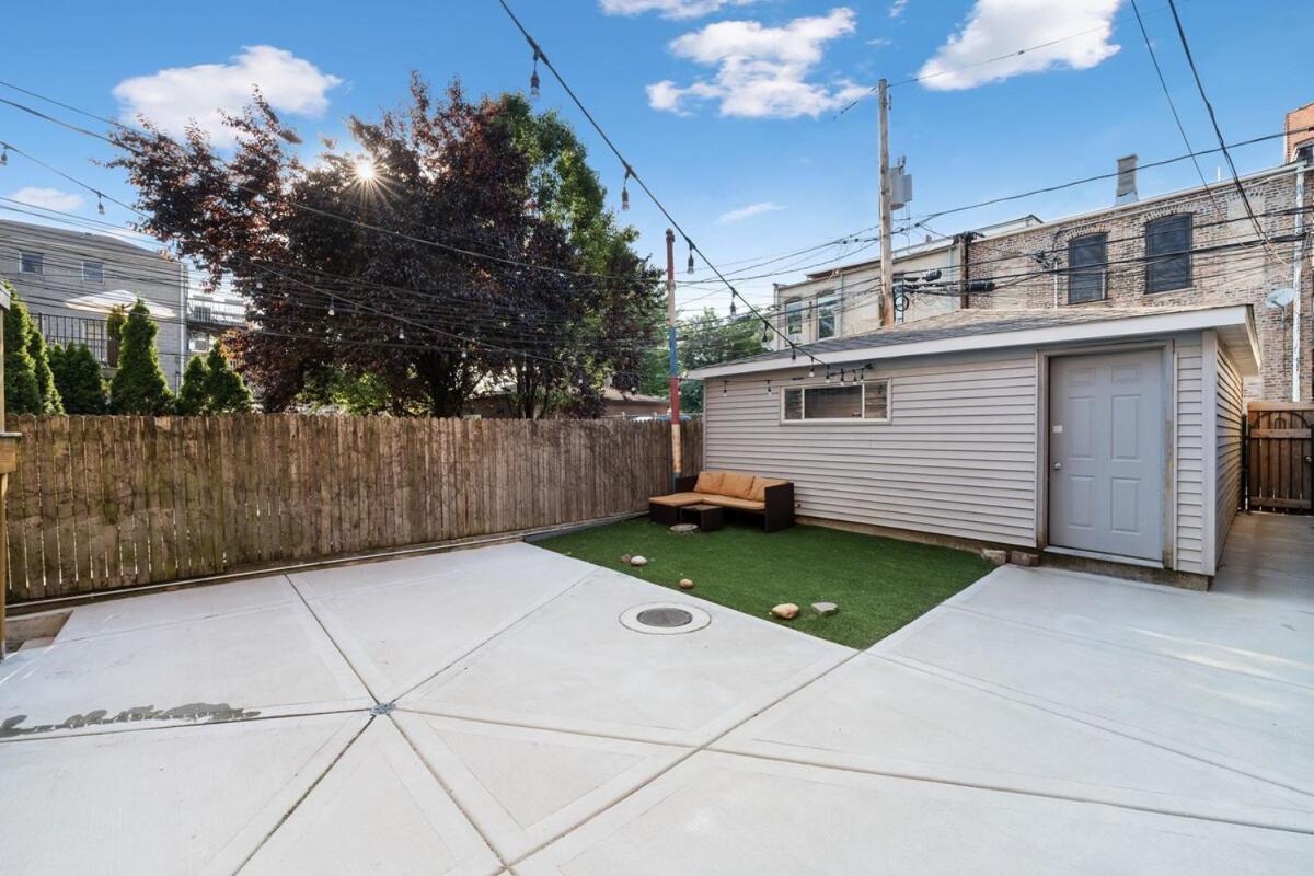 Stylish 2Br Urban Retreat In River West Chicago Exterior foto